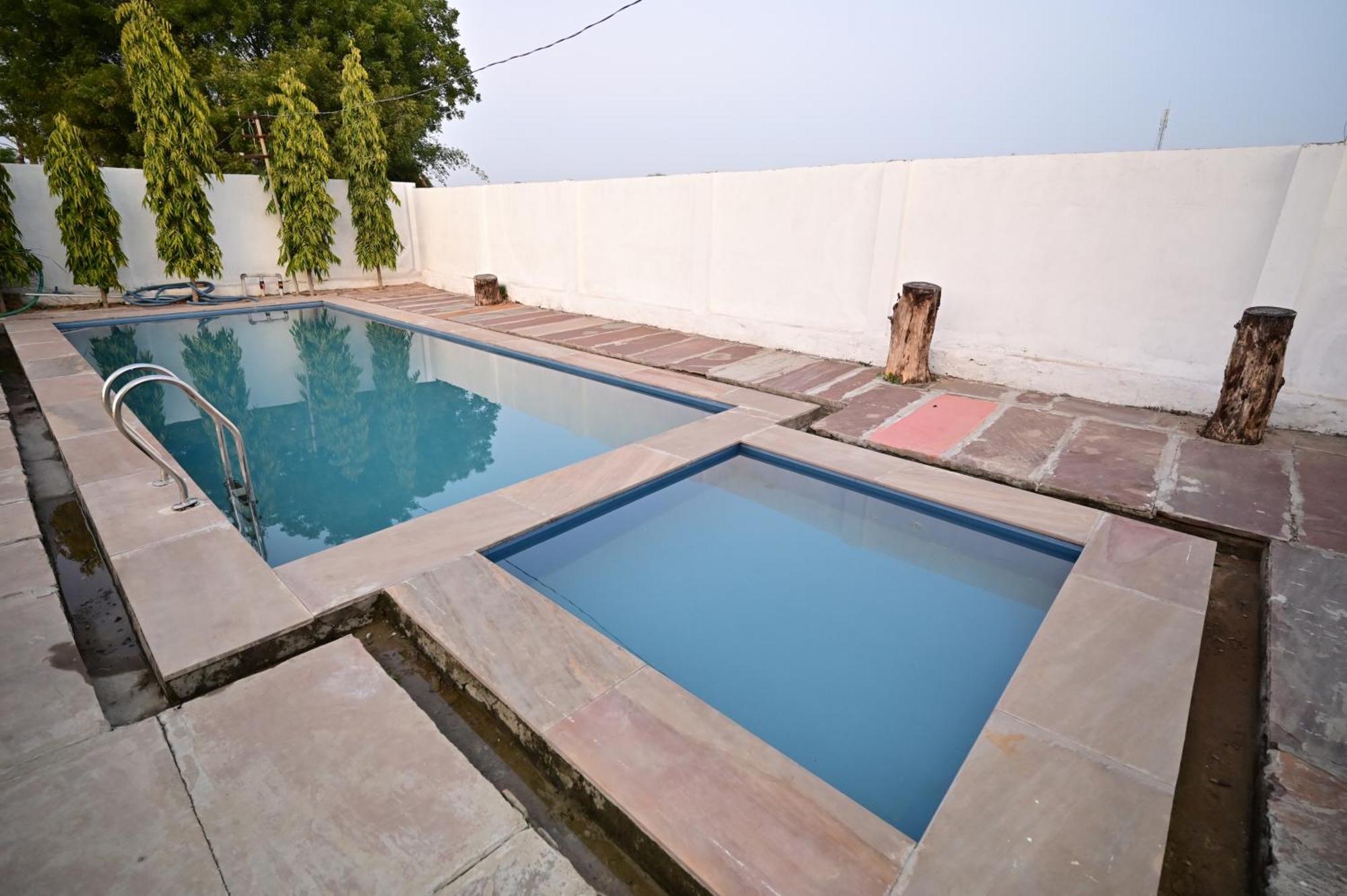 The Castle Crown - Hem Vilas Resort Ranthambhore Sawai Madhopur Exterior foto