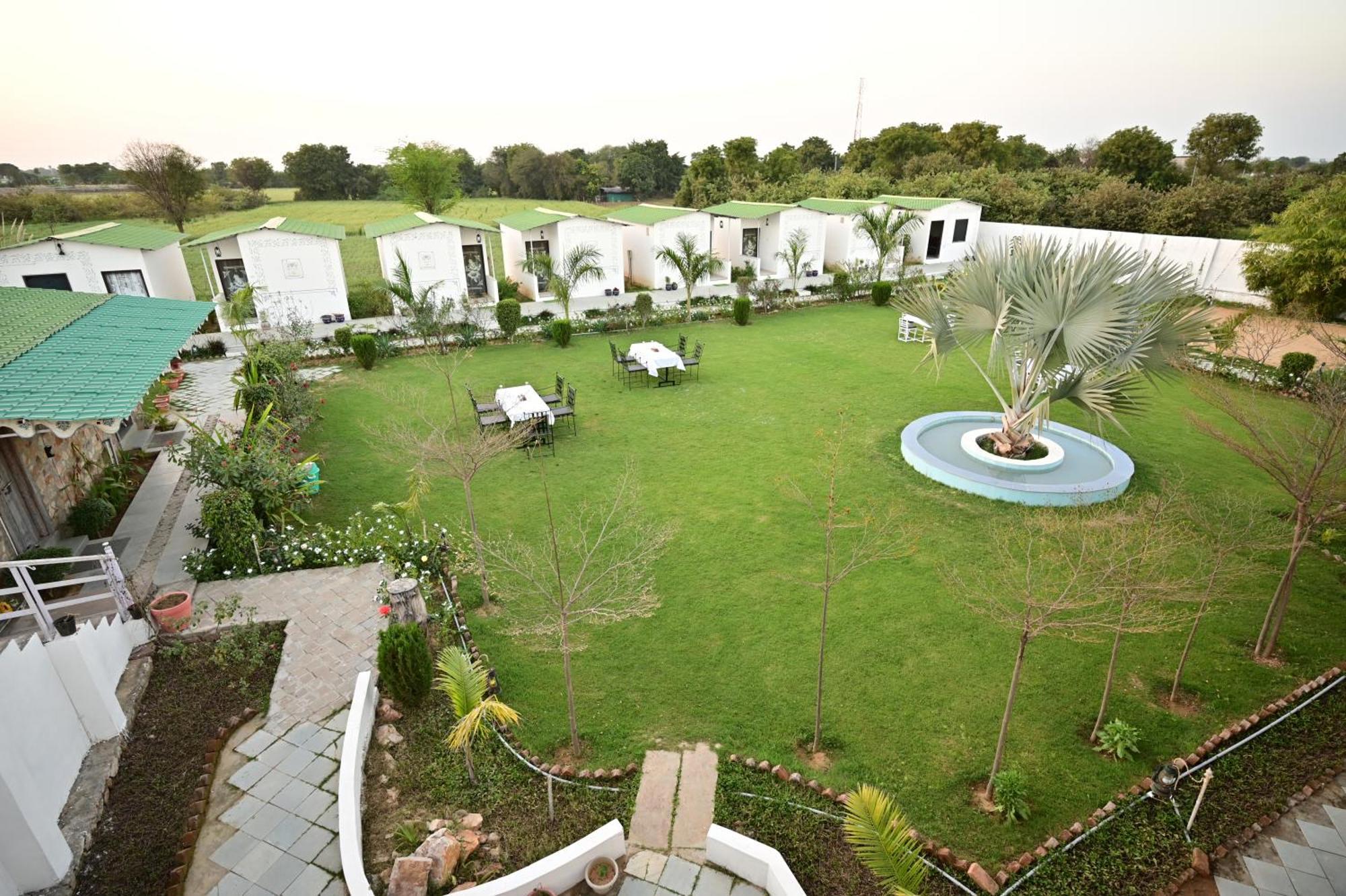 The Castle Crown - Hem Vilas Resort Ranthambhore Sawai Madhopur Exterior foto